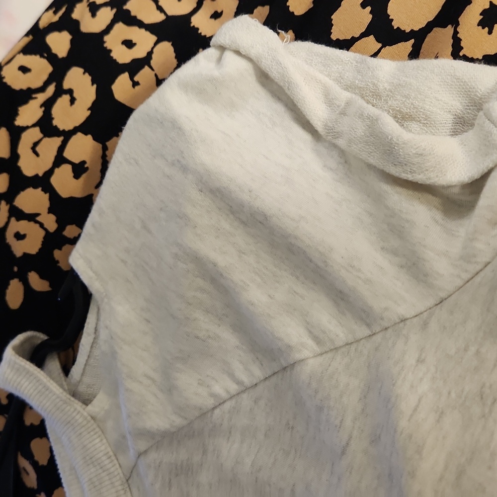 Athleta - Picture 3 of 6